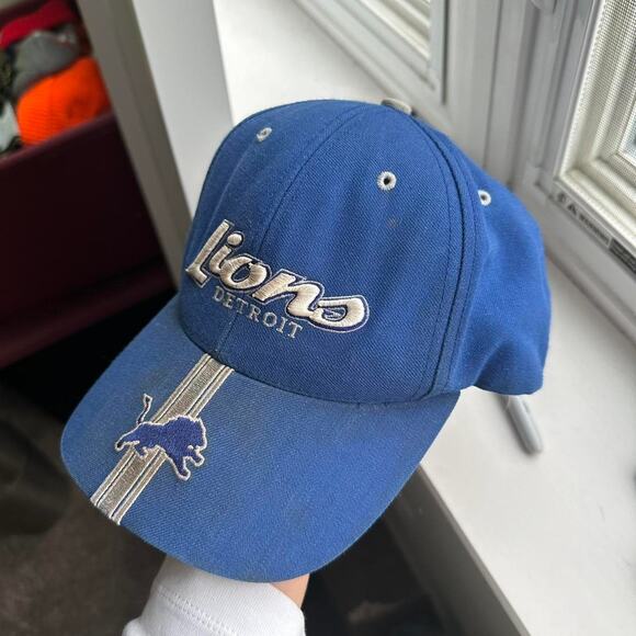 Vintage 00s Y2K Detroit Lions Thrashed Worn Striped Sporty NFL Football Baseball - Picture 2 of 8